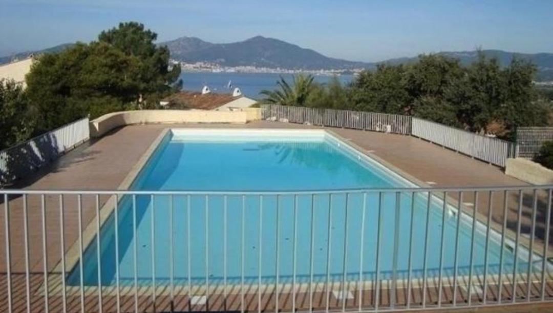 Studio Avec Terasse Vue Mer Porticcio  Bagian luar foto